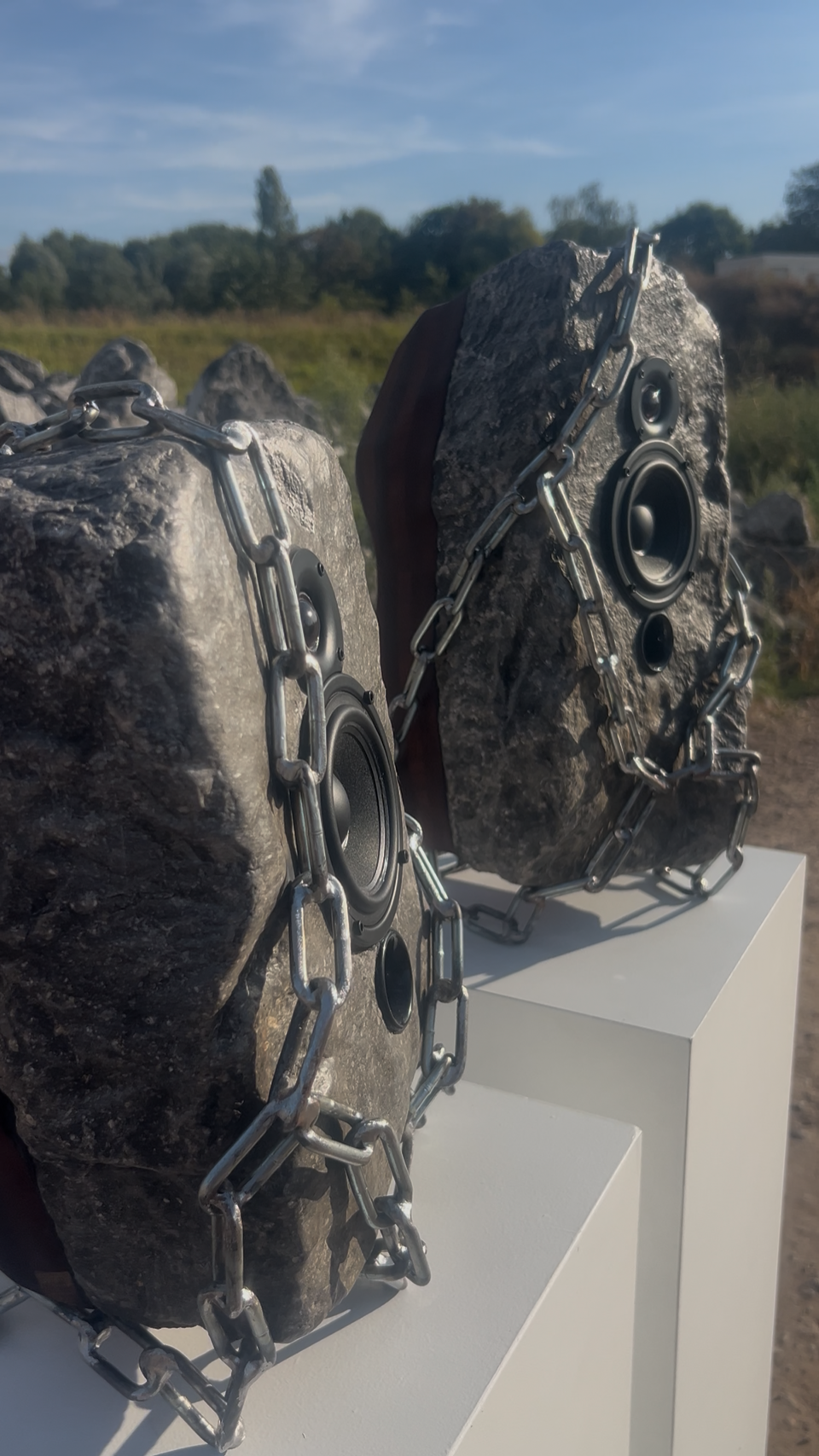 Stone speaker