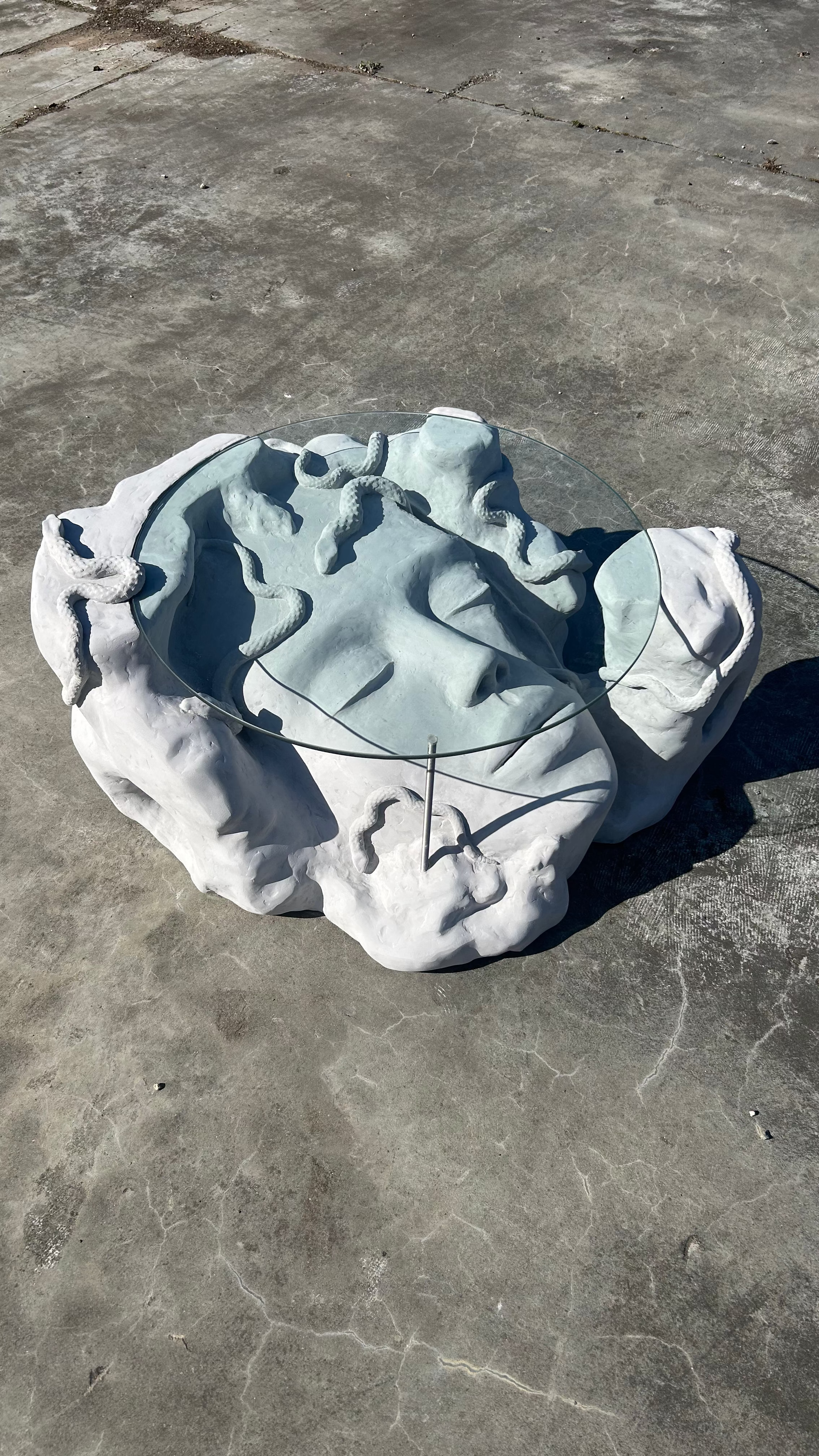 Medusa Table