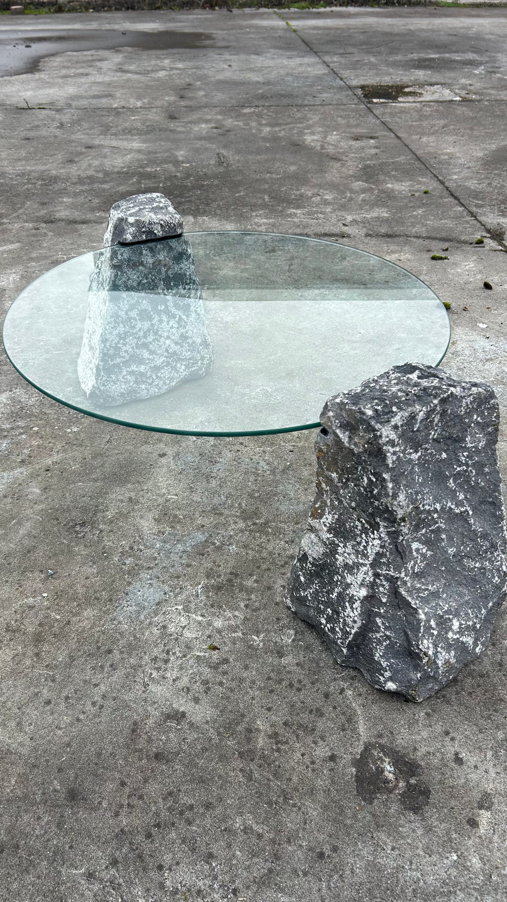 Double stone bench